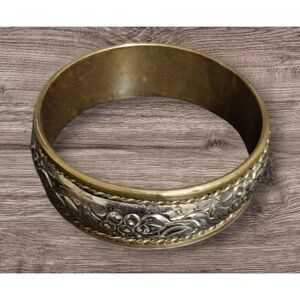 BOHO GRAPES & GRAPE LEAVES EMBOSSED BANGLE BRACELET MIXED METAL VINTAGE